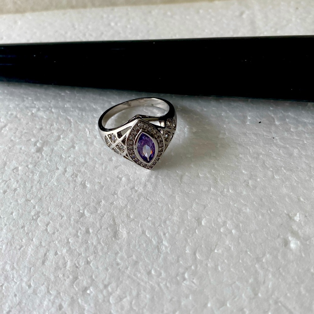 Size 9  sapphire amethyst’s ring